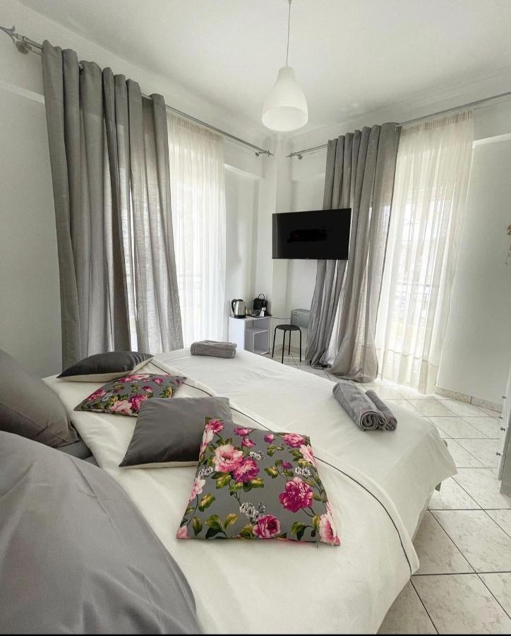 Aleka Kotsi Rooms Igoumenitsa Exterior foto